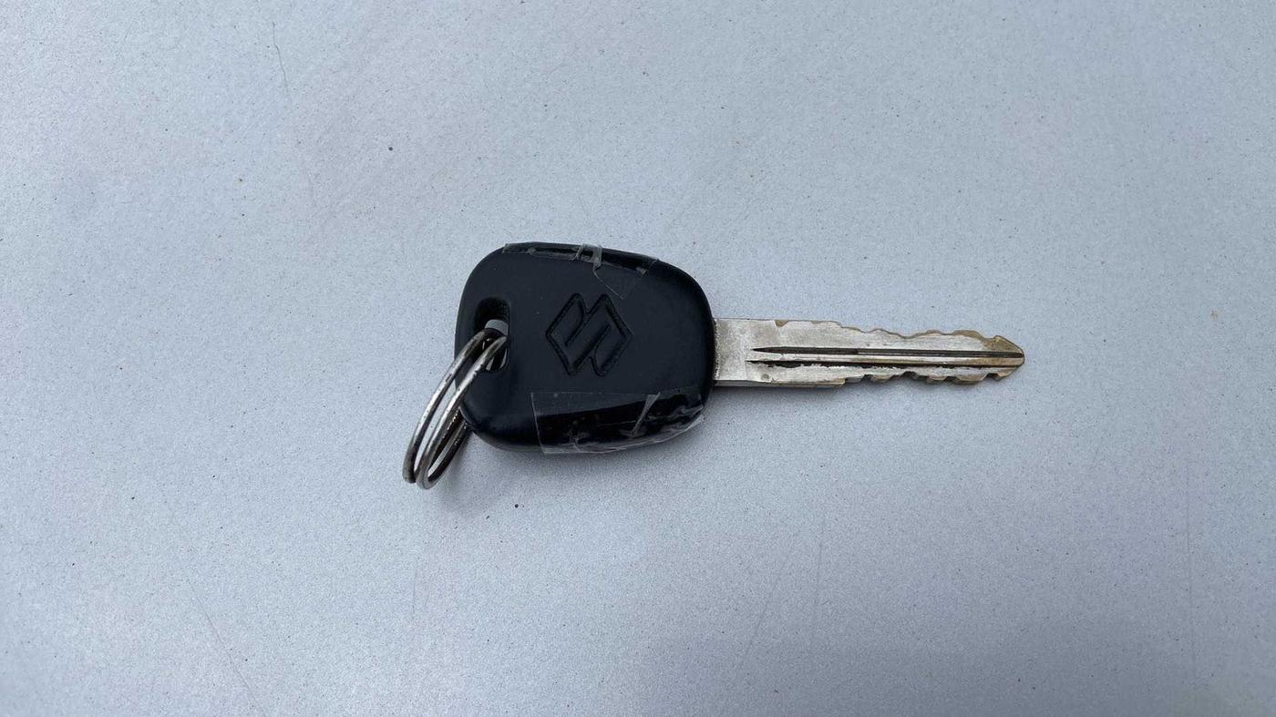 2019 Maruti Swift LXI, Petrol, Manual, 34,936 km, Key Close Up