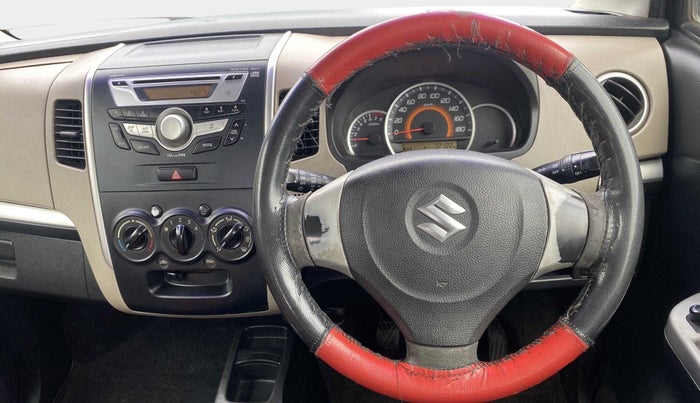 2014 Maruti Wagon R 1.0 VXI, Petrol, Manual, 72,113 km, Steering Wheel Close Up