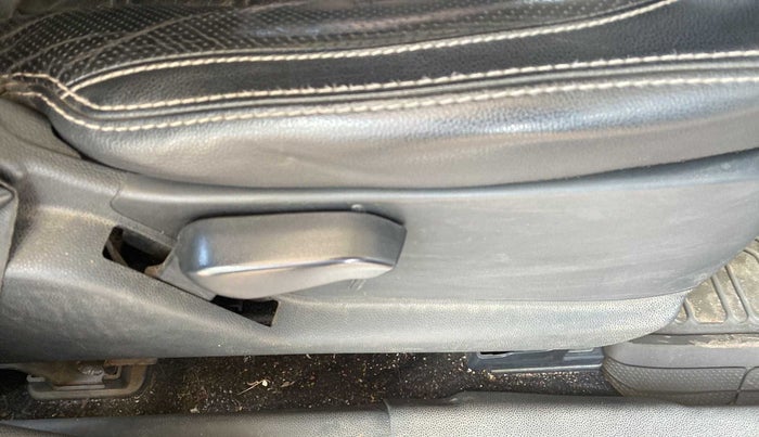 2018 Ford Ecosport TITANIUM + 1.5L DIESEL, Diesel, Manual, 54,937 km, Driver Side Adjustment Panel