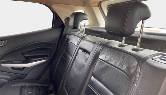 2018 Ford Ecosport TITANIUM + 1.5L DIESEL, Diesel, Manual, 54,937 km, Right Side Rear Door Cabin