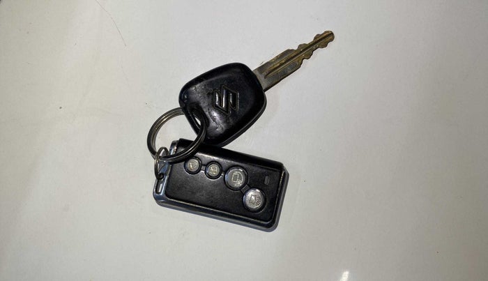 2014 Maruti Alto 800 LXI, Petrol, Manual, 71,000 km, Key Close Up
