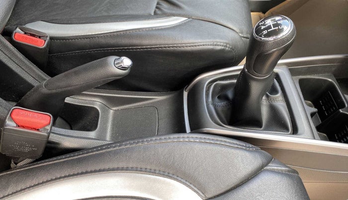 2019 Maruti XL6 ZETA MT, Petrol, Manual, 30,154 km, Gear Lever