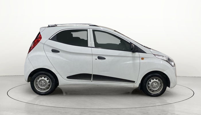 2017 Hyundai Eon ERA + SE, Petrol, Manual, 48,993 km, Right Side View