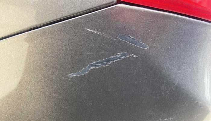 2015 Maruti Swift Dzire ZXI, Petrol, Manual, 17,811 km, Rear bumper - Minor scratches