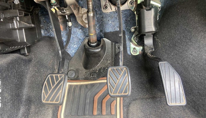2021 Maruti New Wagon-R VXI (O) 1.0, Petrol, Manual, 11,679 km, Pedals