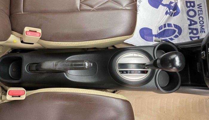 2014 Honda Brio VX AT, Petrol, Automatic, 82,776 km, Gear Lever