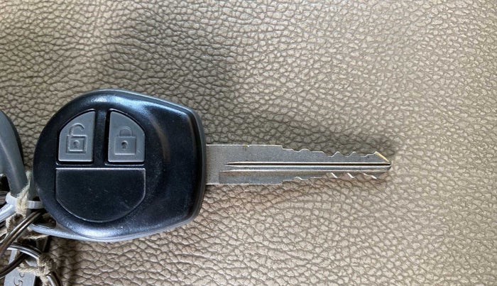 2014 Maruti Ertiga VXI, Petrol, Manual, 38,852 km, Key Close Up