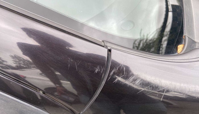 2018 Nissan Micra XV CVT, Petrol, Automatic, 88,993 km, Right A pillar - Minor scratches