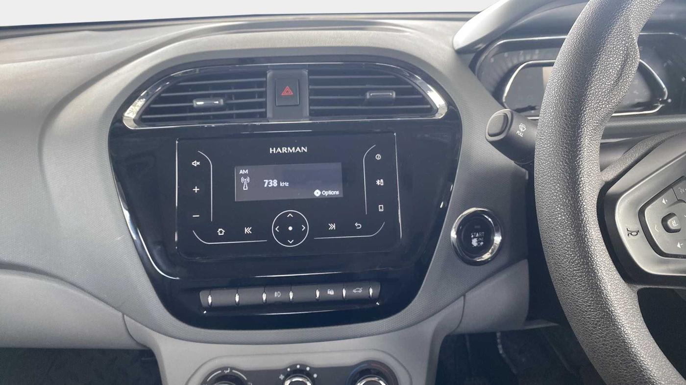 2021 Tata TIGOR XZ PETROL, Petrol, Manual, 7,245 km, Air Conditioner
