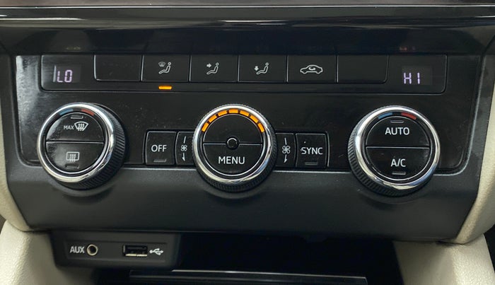 2017 Skoda Octavia 2.0 TDI STYLE PLUS AT, Diesel, Automatic, 94,559 km, Multi-Zone Climate Control