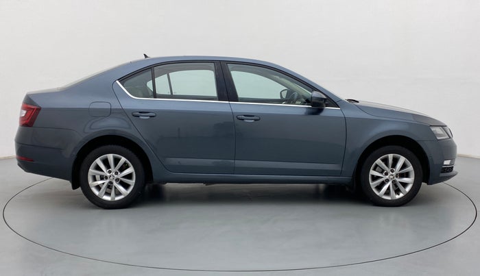 2017 Skoda Octavia 2.0 TDI STYLE PLUS AT, Diesel, Automatic, 94,559 km, Right Side View