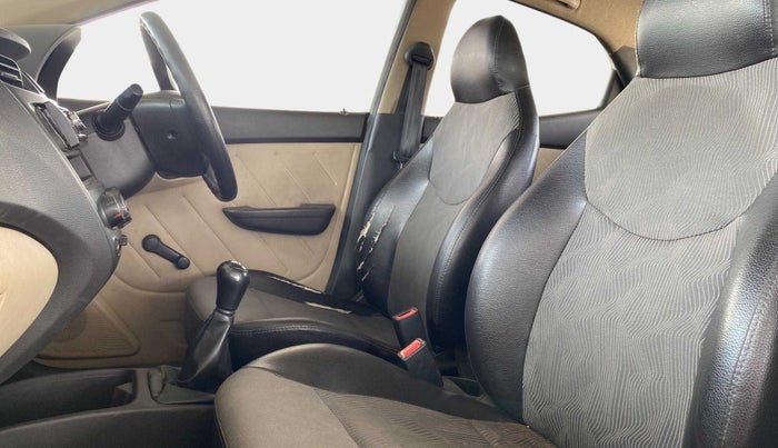 2012 Hyundai Eon D-LITE+, Petrol, Manual, 52,013 km, Right Side Front Door Cabin