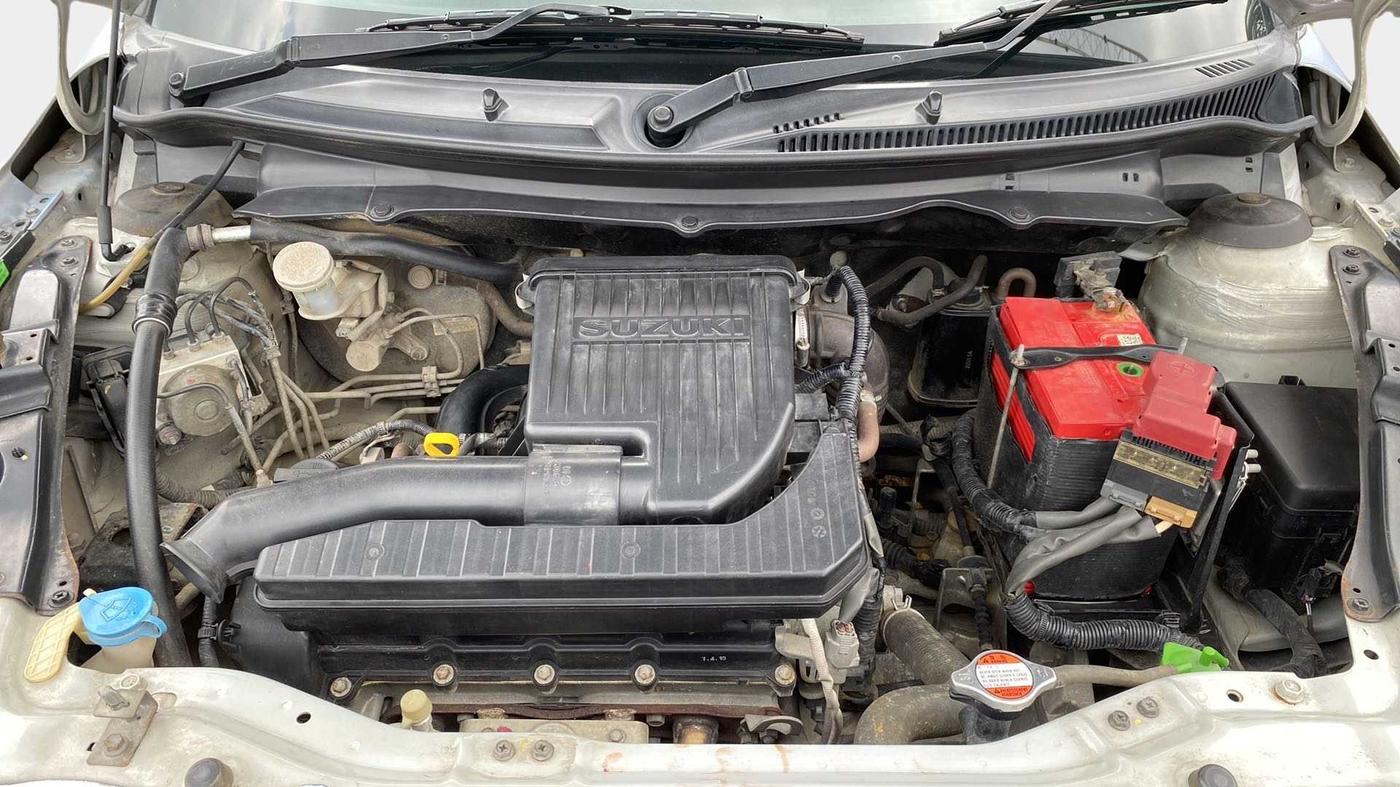 2015 Maruti Swift Dzire ZXI, Petrol, Manual, 32,193 km, Open Bonet