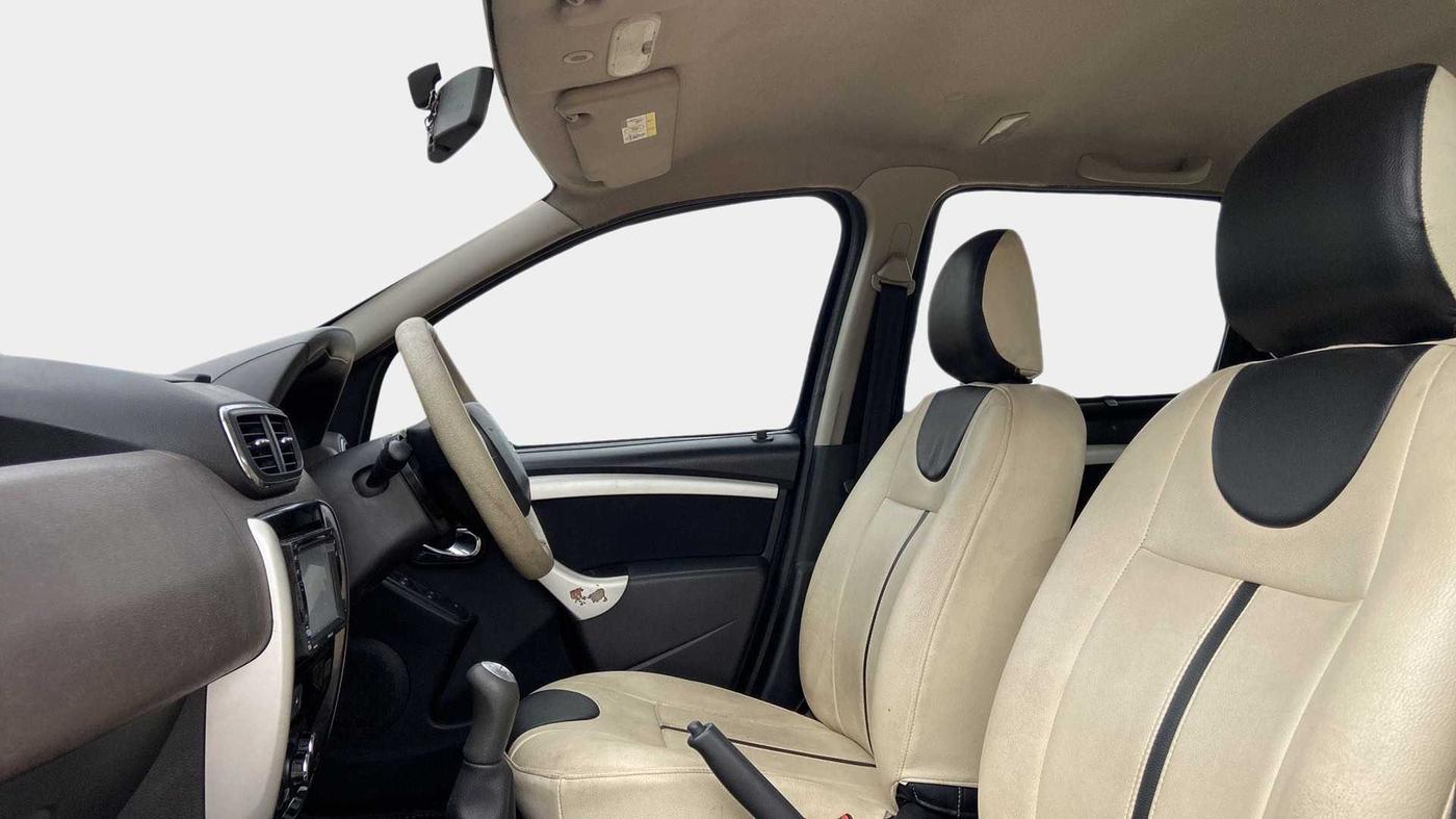 2018 Nissan Terrano XL (P), Petrol, Manual, 41,091 km, Right Side Front Door Cabin