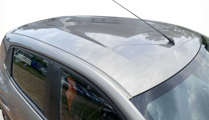 2019 Renault Kwid RXT 1.0 (O), Petrol, Manual, 38,825 km, Roof