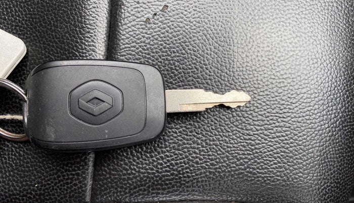 2019 Renault Kwid RXT 1.0 (O), Petrol, Manual, 38,825 km, Key Close Up