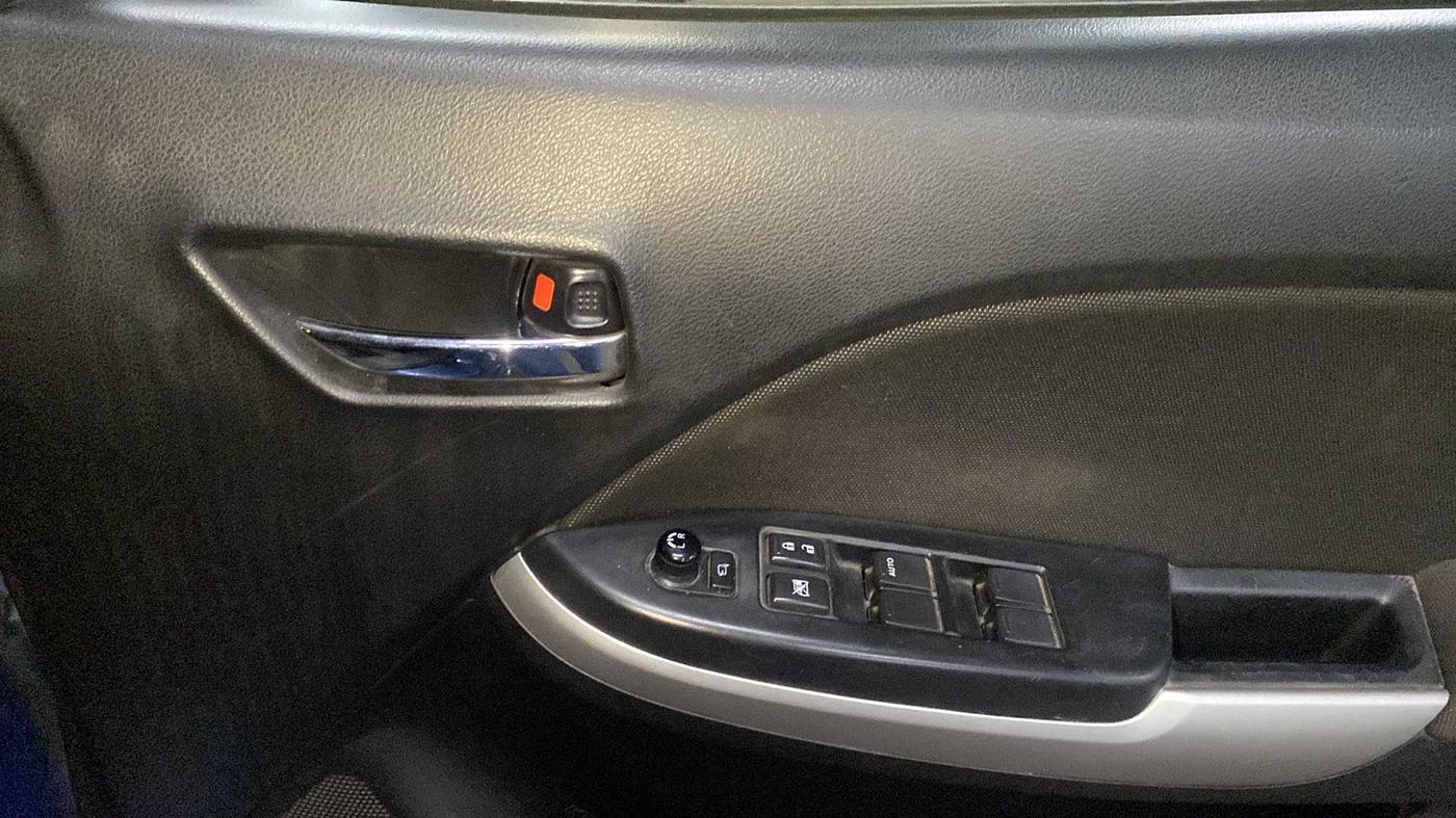 2018 Maruti Baleno DELTA DIESEL 1.3, Diesel, Manual, 52,948 km, Driver Side Door Panels Control