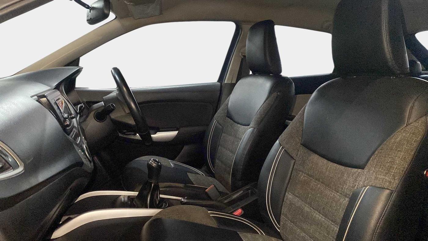 2018 Maruti Baleno DELTA DIESEL 1.3, Diesel, Manual, 52,948 km, Right Side Front Door Cabin