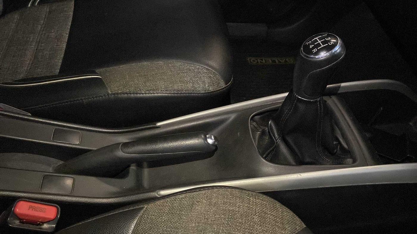 2018 Maruti Baleno DELTA DIESEL 1.3, Diesel, Manual, 52,948 km, Gear Lever