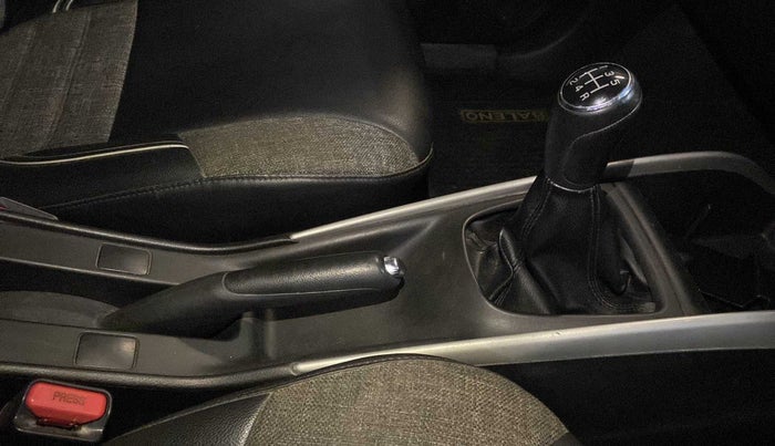 2018 Maruti Baleno DELTA DIESEL 1.3, Diesel, Manual, 52,948 km, Gear Lever