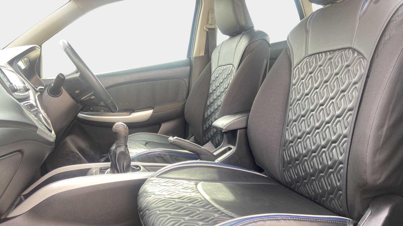 2016 Maruti Baleno ZETA PETROL 1.2, Petrol, Manual, 44,328 km, Right Side Front Door Cabin