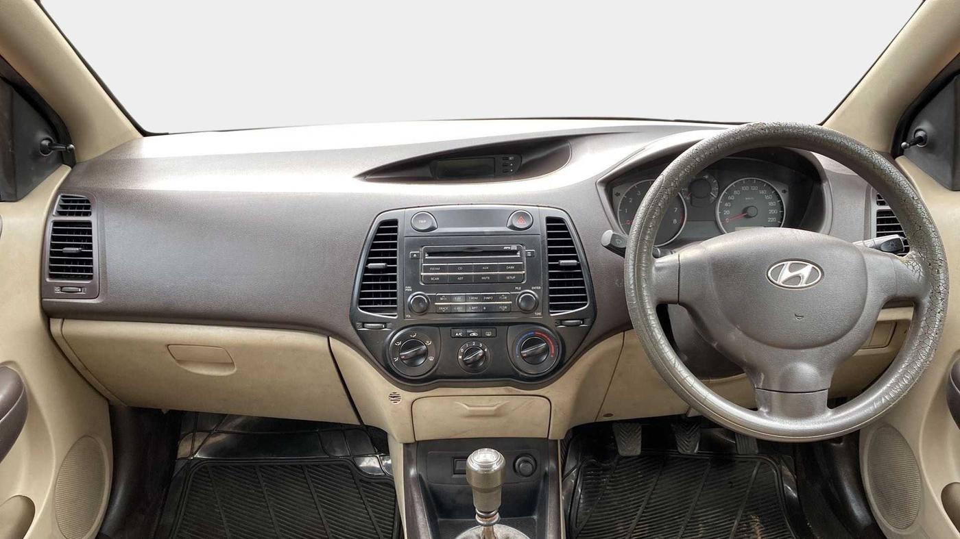 2010 Hyundai i20 MAGNA 1.2, Petrol, Manual, 87,963 km, Dashboard