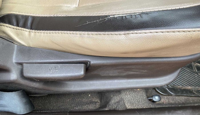 2010 Hyundai i20 MAGNA 1.2, Petrol, Manual, 87,963 km, Driver Side Adjustment Panel