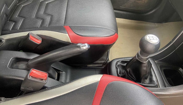 2015 Maruti Swift ZDI, Diesel, Manual, 68,003 km, Gear Lever