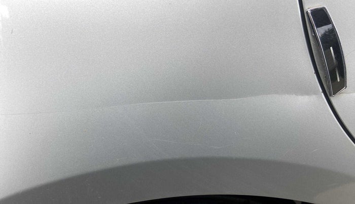 2015 Maruti Swift ZDI, Diesel, Manual, 68,003 km, Right quarter panel - Minor scratches