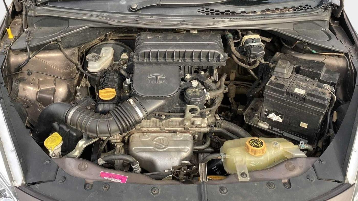 2018 Tata Tiago XT PETROL, Petrol, Manual, 98,088 km, Open Bonet