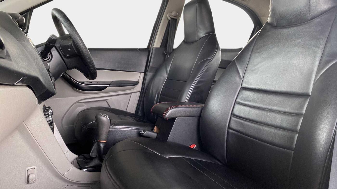 2018 Tata Tiago XT PETROL, Petrol, Manual, 98,088 km, Right Side Front Door Cabin