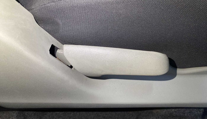 2016 Maruti Celerio ZXI AMT (O), Petrol, Automatic, 43,291 km, Driver Side Adjustment Panel