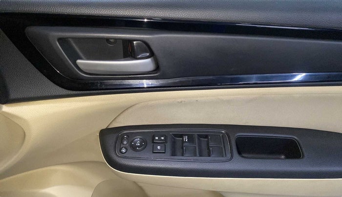 2021 Honda Amaze 1.2L I-VTEC VX, Petrol, Manual, 28,197 km, Driver Side Door Panels Control