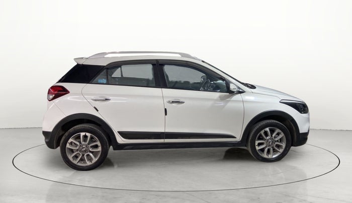 2018 Hyundai i20 Active 1.4 SX, Diesel, Manual, 44,266 km, Right Side View