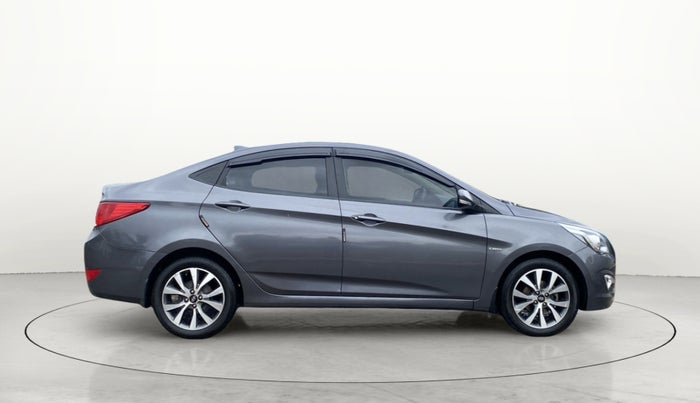 2016 Hyundai Verna 1.6 CRDI SX, Diesel, Manual, 57,406 km, Right Side View