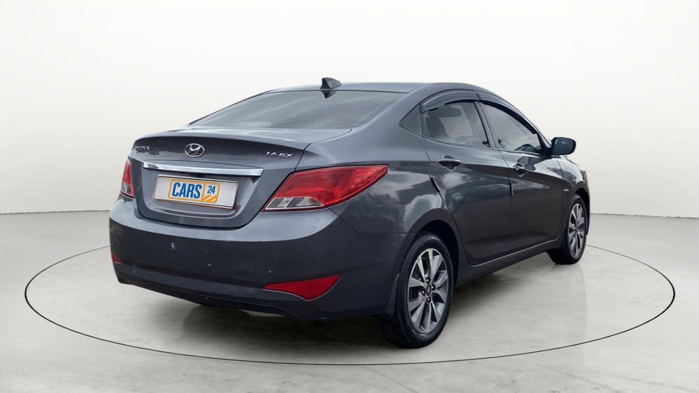 2016 Hyundai Verna 1.6 CRDI SX, Diesel, Manual, 57,406 km, Right Back Diagonal