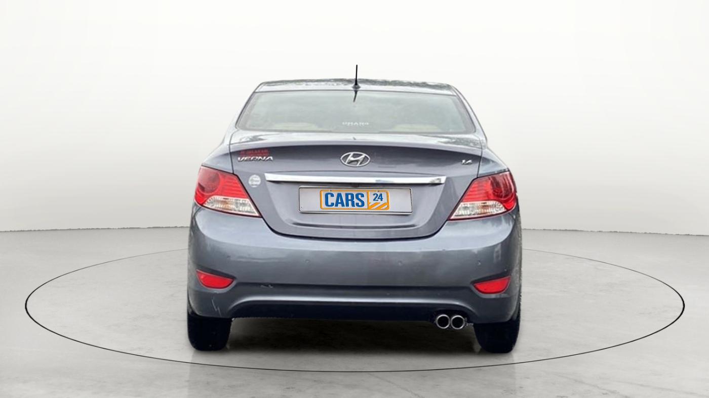 2013 Hyundai Verna FLUIDIC 1.6 VTVT EX, Petrol, Manual, 71,713 km, Back/Rear