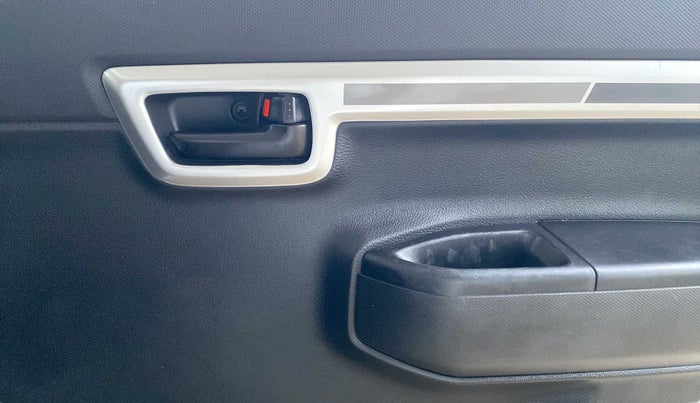 2022 Maruti S PRESSO VXI+, Petrol, Manual, 9,766 km, Driver Side Door Panels Control