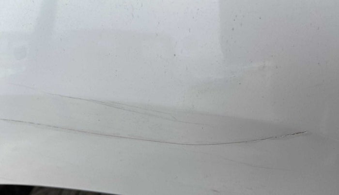 2012 Volkswagen Vento HIGHLINE 1.6 MPI, Petrol, Manual, 70,099 km, Right quarter panel - Slightly dented