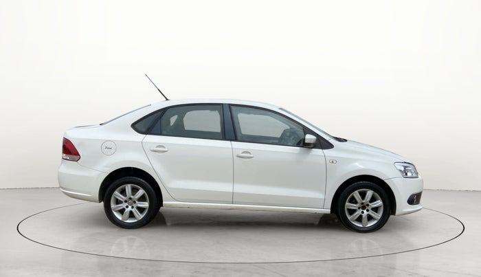 2012 Volkswagen Vento HIGHLINE 1.6 MPI, Petrol, Manual, 70,099 km, Right Side View