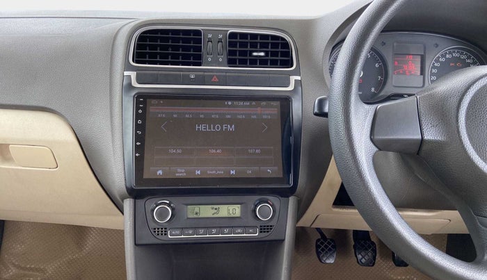 2012 Volkswagen Vento HIGHLINE 1.6 MPI, Petrol, Manual, 70,099 km, Air Conditioner