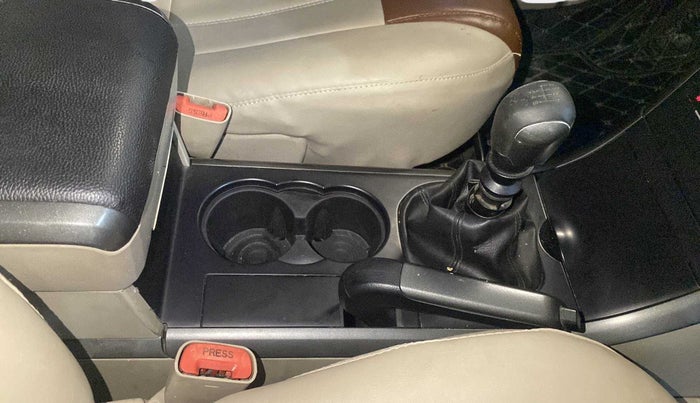 2016 Mahindra XUV500 W6, Diesel, Manual, 91,242 km, Gear Lever