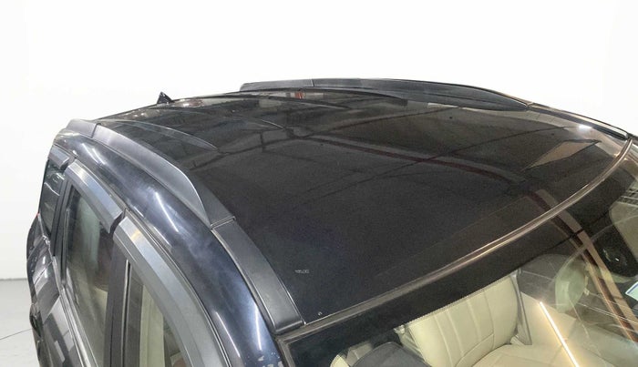 2016 Mahindra XUV500 W6, Diesel, Manual, 91,242 km, Roof