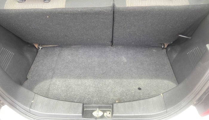 2015 Maruti Wagon R 1.0 LXI, Petrol, Manual, 32,750 km, Boot Inside