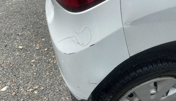 2015 Maruti Wagon R 1.0 LXI, Petrol, Manual, 32,750 km, Rear bumper - Minor scratches
