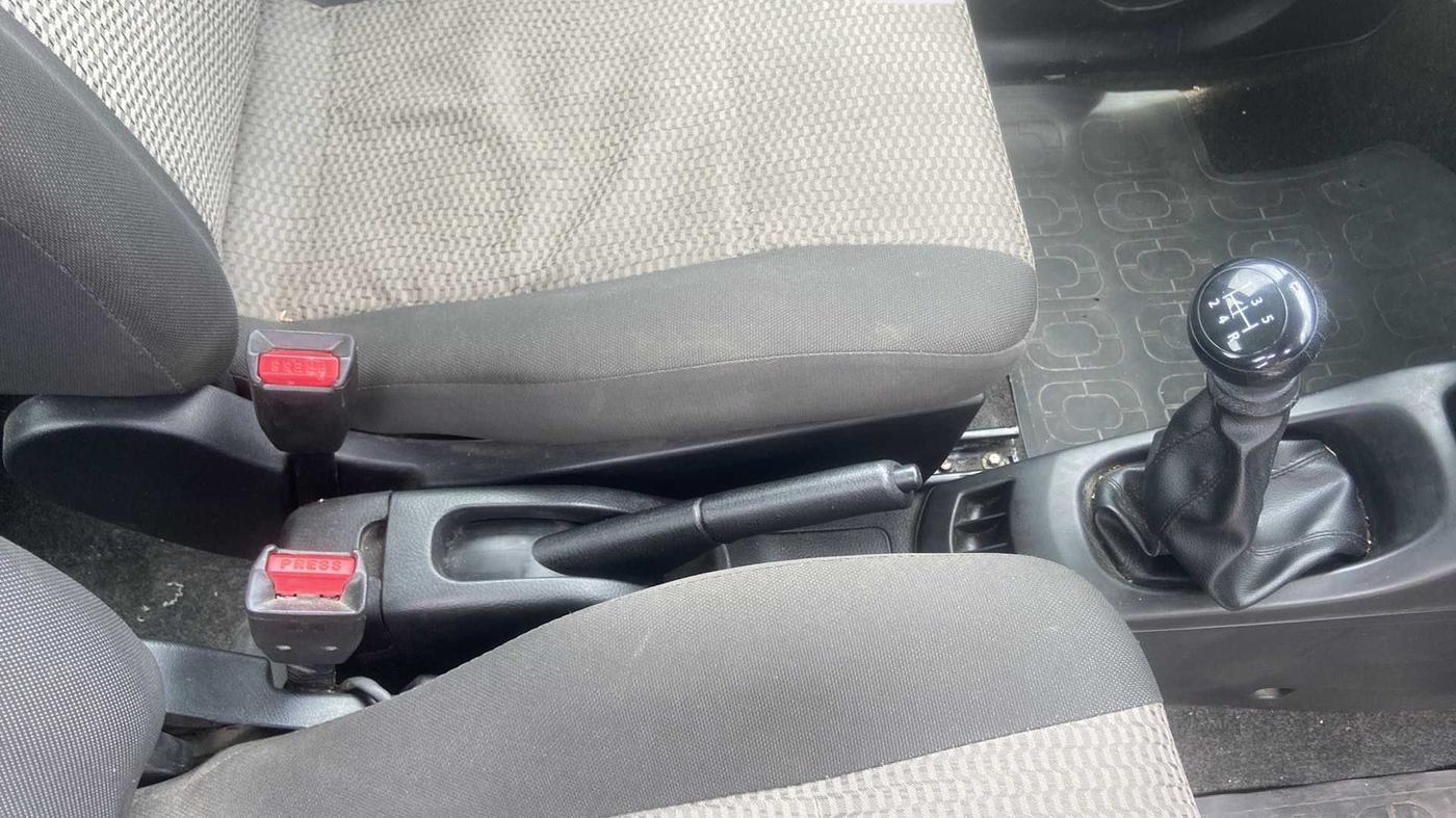 2015 Maruti Wagon R 1.0 LXI, Petrol, Manual, 32,750 km, Gear Lever