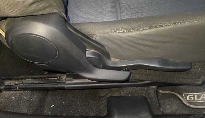 2019 Toyota Glanza V CVT, Petrol, Automatic, 63,600 km, Driver Side Adjustment Panel