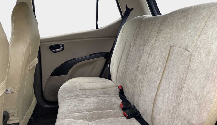 2014 Hyundai i10 SPORTZ 1.1, Petrol, Manual, 19,629 km, Right Side Rear Door Cabin