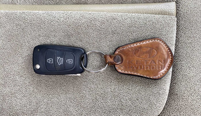 2014 Hyundai i10 SPORTZ 1.1, Petrol, Manual, 19,629 km, Key Close Up