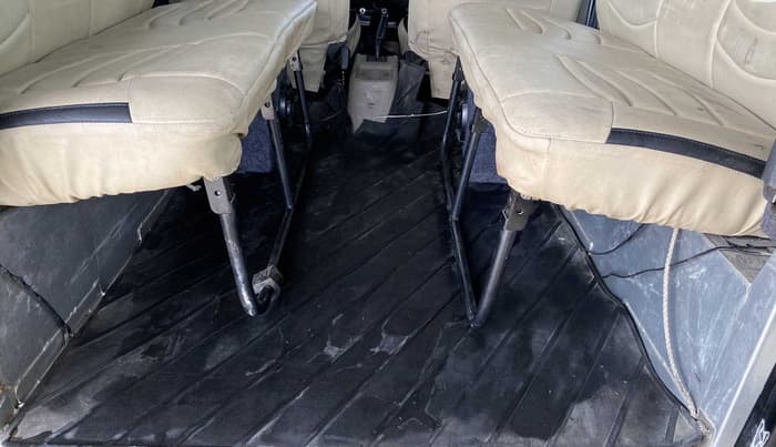 2018 Mahindra Thar CRDE 4X4 AC, Diesel, Manual, 35,083 km, Right Side Rear Door Cabin